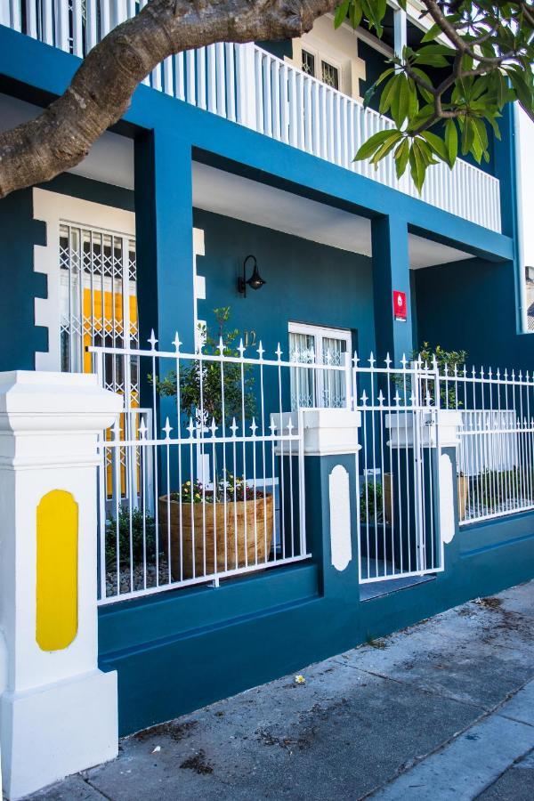 Casa de Férias Blue Yellow Door *